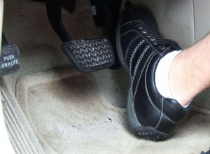 4 Ways To Make Your Car Run Faster While Going Uphill