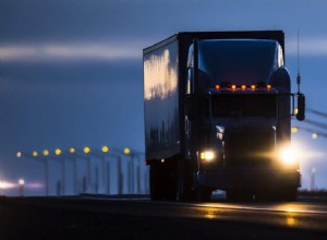 Why Do Truck Drivers Rarely Use Their High Beams At Night?