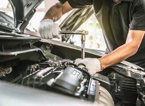 Should You Shop For a New Mechanic With Every Car Repair?