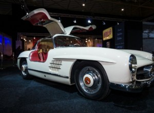 Does The Tesla Model Y Have Butterfly, Falcon, or Gullwing Doors?