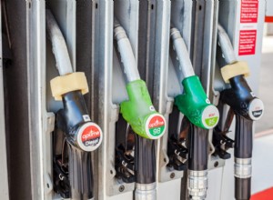 Why Does the Gas Pump Keep Stopping Before My Tank Is Full?