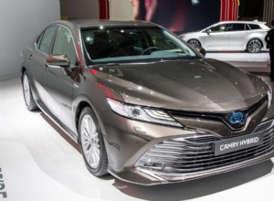 Where Is The Toyota Camry Knock Sensor Located?