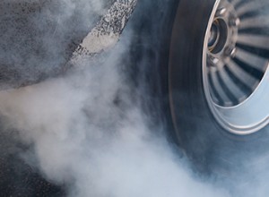 6 Vehicle Warning Smells you Should Know About