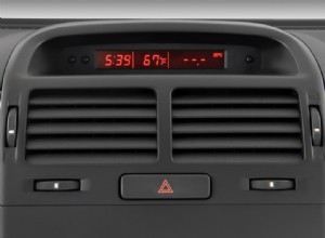 [Video] Fast and Simple Car Aircon Cleaning Trick