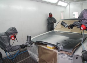 Car Wrapping or Spray Painting: A Comparison