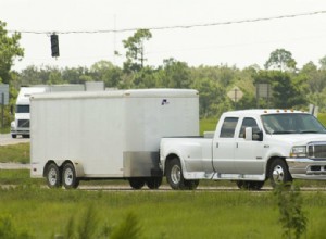 Safety Tips For Towing a Trailer