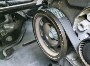 5 Symptoms of a Bad Crankshaft Pulley (& Replacement Cost)