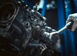 4 Symptoms of a Seized Engine & Causes (How to Fix It)