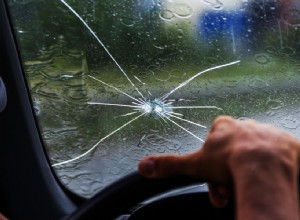 Why You Shouldn’t Drive Around With a Chipped Windshield