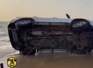 Watch: Toyota SUV Barrel Rolls Drifting On Sand