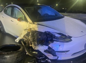 A Model 3 Using Tesla Autopilot Sideswiped an FHP Trooper on I-4