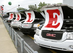 Here Are 5 Ways Car Dealerships Make Their Money