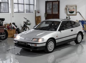 This Pristine 1990 Honda CR-X Has Fewer Miles Than a Brand New Car