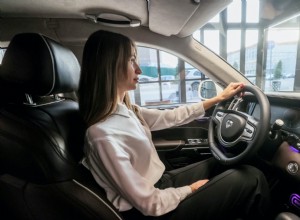 5 Tips on Dealing With the Intimidation You Feel at a Car Dealership