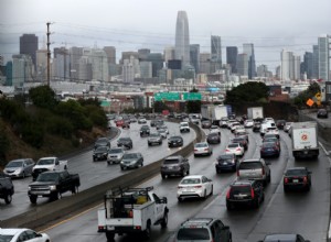 4 Important Things to Know About Driving Etiquette