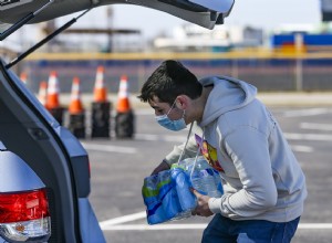 10 Things You Should Never Leave in Your Car During Winter