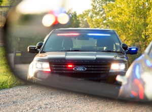 How to Spot Unmarked Police Cars (With Pictures)