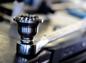 Torque Wrench 101: What It’s Used For and How to Choose the Best Torque Wrench for Your Garage