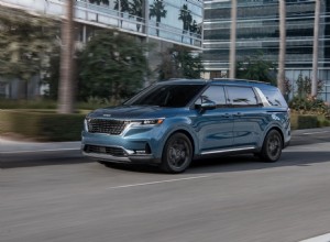 Consumer Reports Recommends 1 Minivan With Superior Fuel Economy
