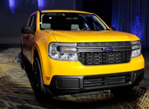 Consumer Reports and MotorTrend Disagree on Best Compact Pickup Trucks
