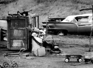 83-Year-Old California Man Fined $573,000 For Parked Cars In Yard