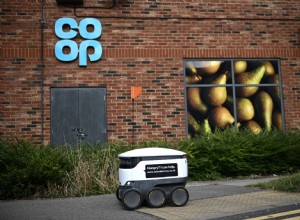 Robot Grocery Delivery Begins With Only a Few Getting Lost