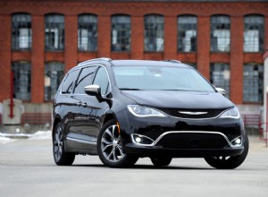 Consumer Reports and J.D. Power Agree on the Worst Minivan
