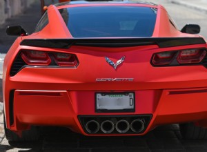 4 Reasons to Buy a 2022 Chevy Corvette, Not a 2022 Audi R8