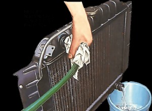 How to flush an engine radiator