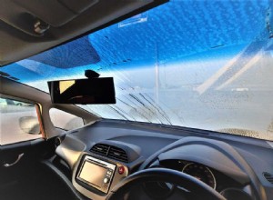 How to Keep Car Windows From Fogging