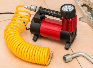 7 Essential Items You Should Keep in Your Car