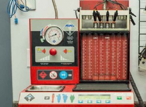 Expert Gasoline Fuel Injector Cleaning – Restore Peak Performance