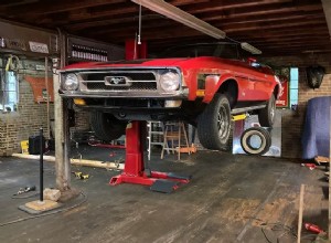 2025 Guide to the Best 2‑Post Car Lifts for Home Mechanics